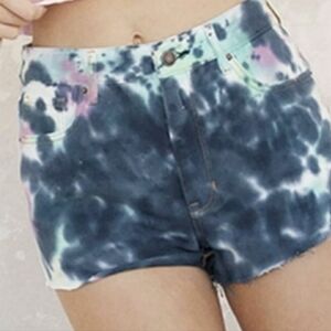 NEW! PACSUN High Rise Festival Tie Dye Denim Jean Shorts 26.